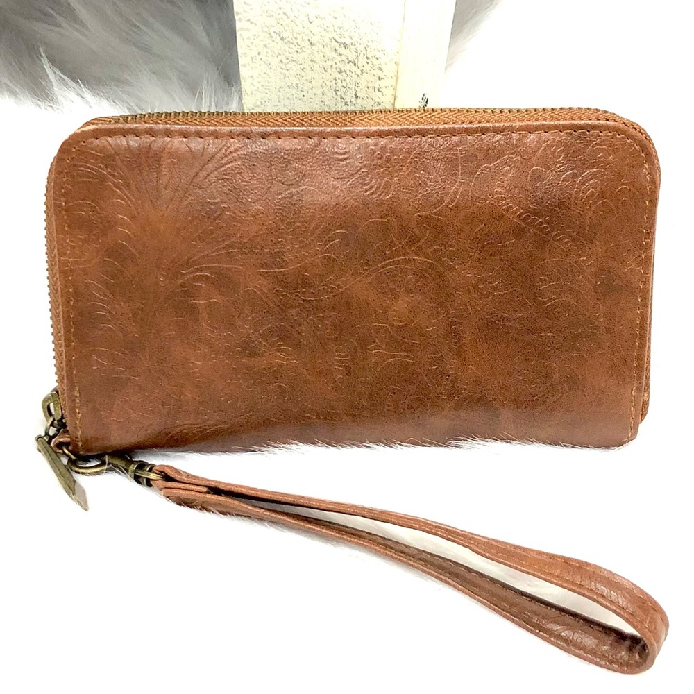 Textured Dark Brown Wristlet Wallet